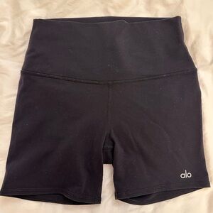 ALO Yoga Women's Classic Black Bike Shorts